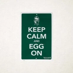 Big Green Egg Keep Calm And Egg On Bord